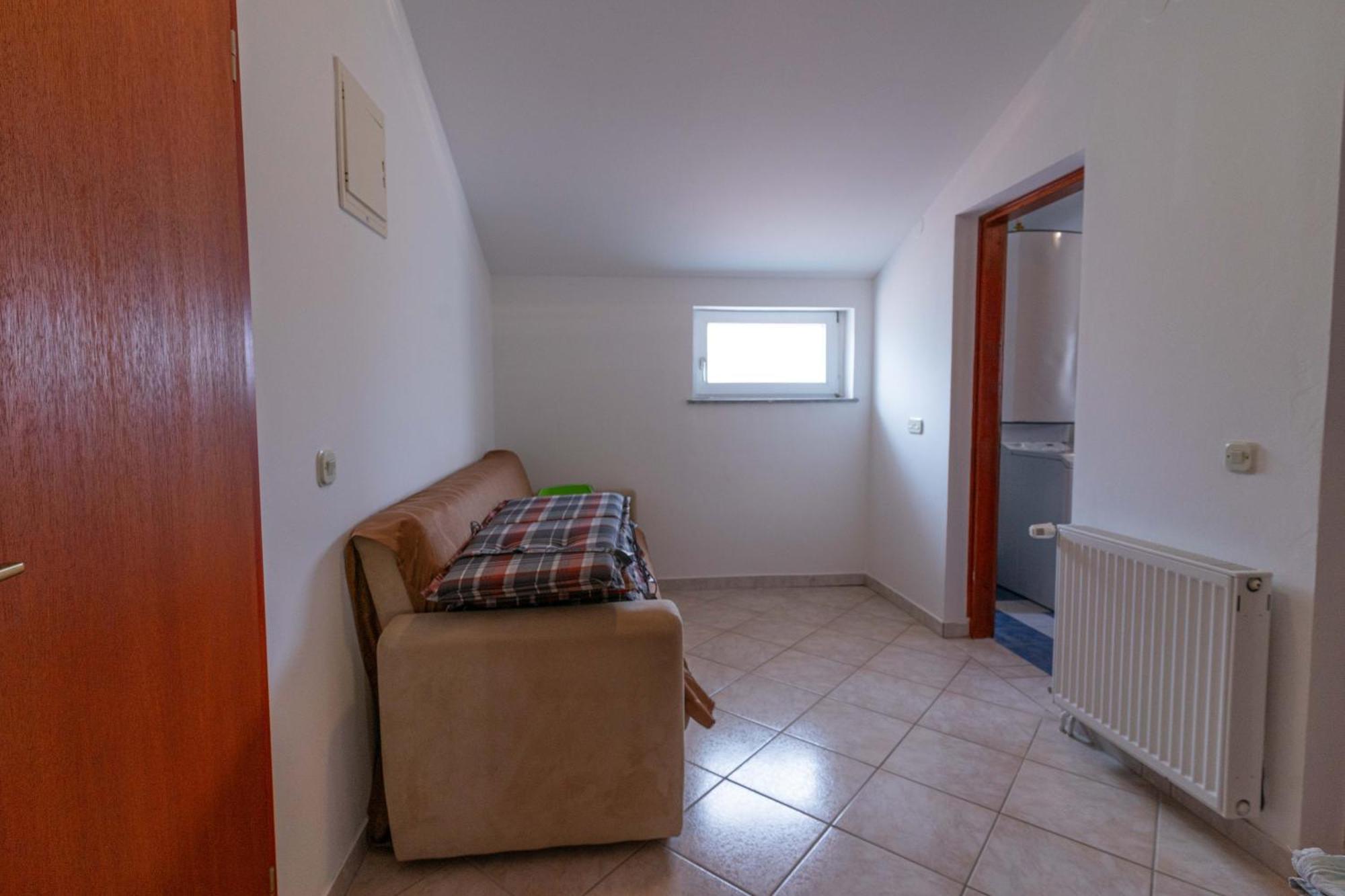 Ferienwohnung Irina Ližnjan Esterno foto